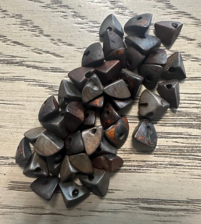 Tagua Nut Seed Beads 100 Twisted Pyramid Puff Beads in Brown. 1-2 cm approx. Sustainable Spacing Spacer Jewelry Making Irregular. TBTBrown02