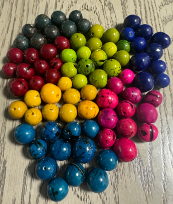 Natural Beads |Bombona Seed Beads| 70 set bombona beads. 70 beads in seven colors. It’s Punctured Straight Through. TBMulticolored01