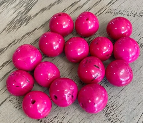 Natural Beads |Bombona Seed Beads| 70 set bombona beads. 70 beads in seven colors. It’s Punctured Straight Through. TBMulticolored01