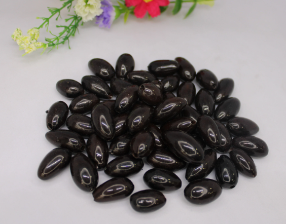 Dark Brown Beads Made of camajuro Seeds Resin-Coated. Size: 2.5 x 1.5 cm. Approx. Drilled. Natural Beads. Pack of 30 Beads. TCBrown01