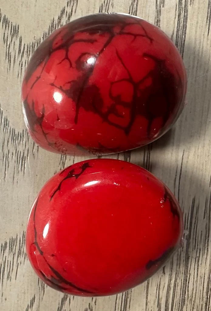 Tagua Whole Nut 6 pcs Seed Beads in Red. Undrilled | 4x3cm. approx. | Woodwork Eco Sustainable Natural. TWRed01D-U