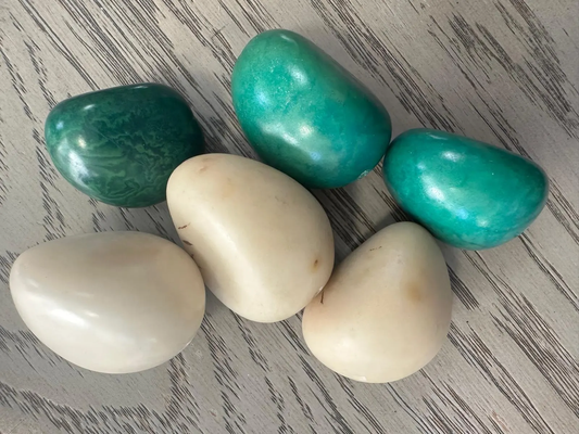 Seed Beads Tagua Whole Nut Polished Bicolor Set Green & White 6 Pcs Medium Size 3x3 cm approx. Undrilled. TWTwocolors16D-U