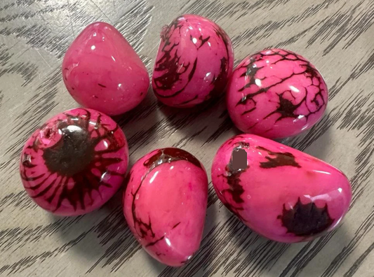 Tagua Nut, Tagua Beads, Whole Tagua Pink. 6 Pieces. Vegetable Ivory Nut from Colombia. Undrilled. 4x3cm. approx. TWPink01U