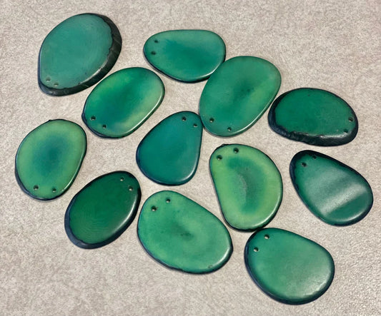 Tagua Slices Beads. 10 Jade Green Pieces.