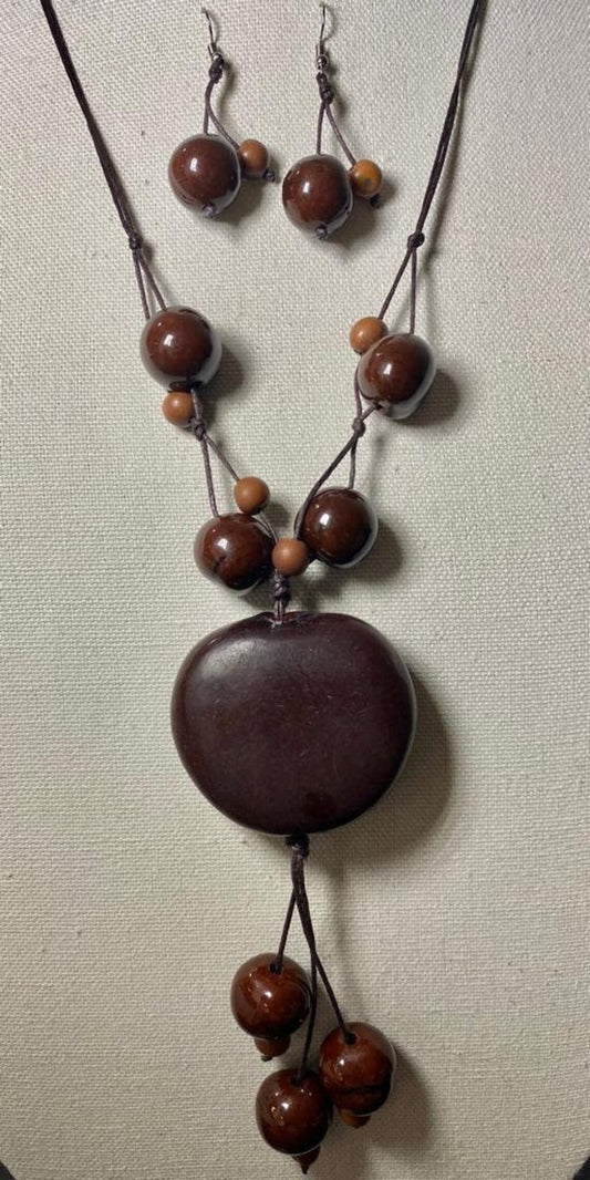 Bombona Seed Pendant Necklace and Earrings Set in Brown Color
