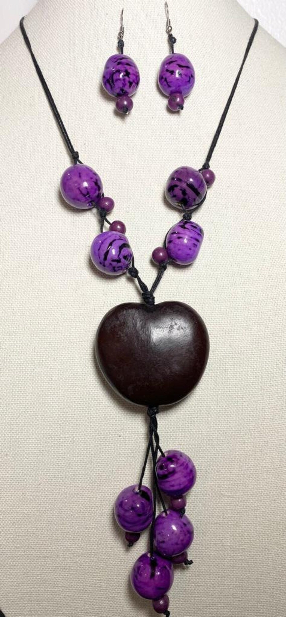 Tagua Pendant Necklace and Earrings Set in Purple Color