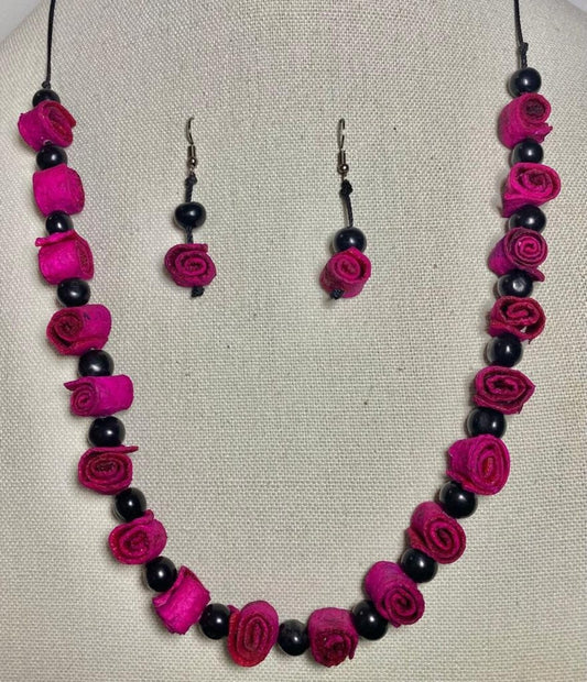 Orange peel and acai seeds Necklace and Earrings Rose Shaped Set in Pink Color