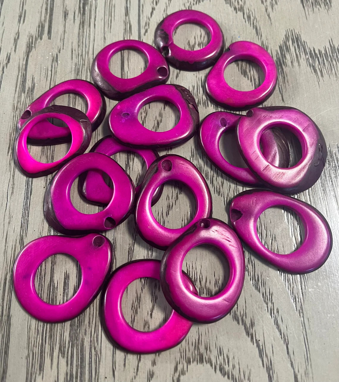 Tagua Hoop Beads. 20 Fuchsia Pieces.