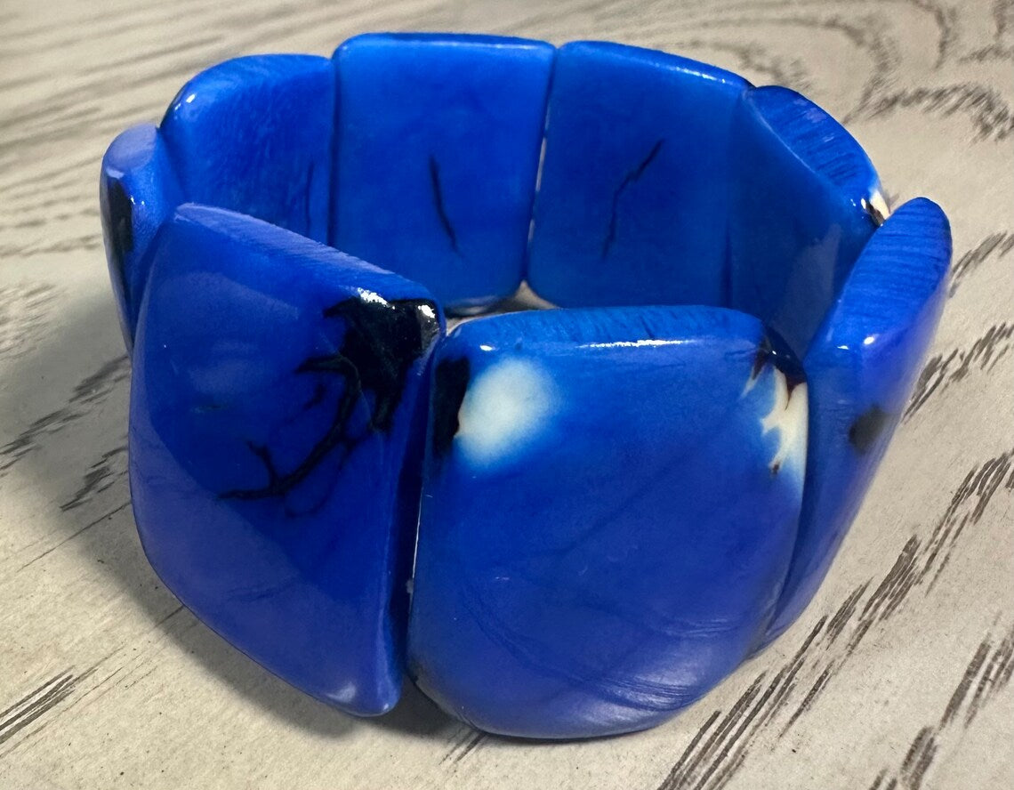 Tagua bracelet. bracelet handmade in Colombia.