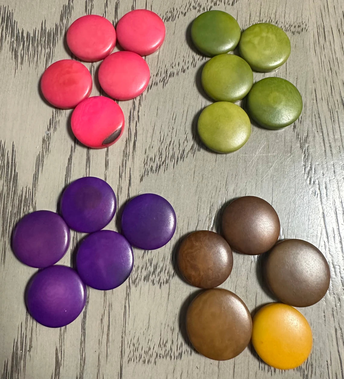 Tagua Disc Beads. 20 Multicolored Pieces.