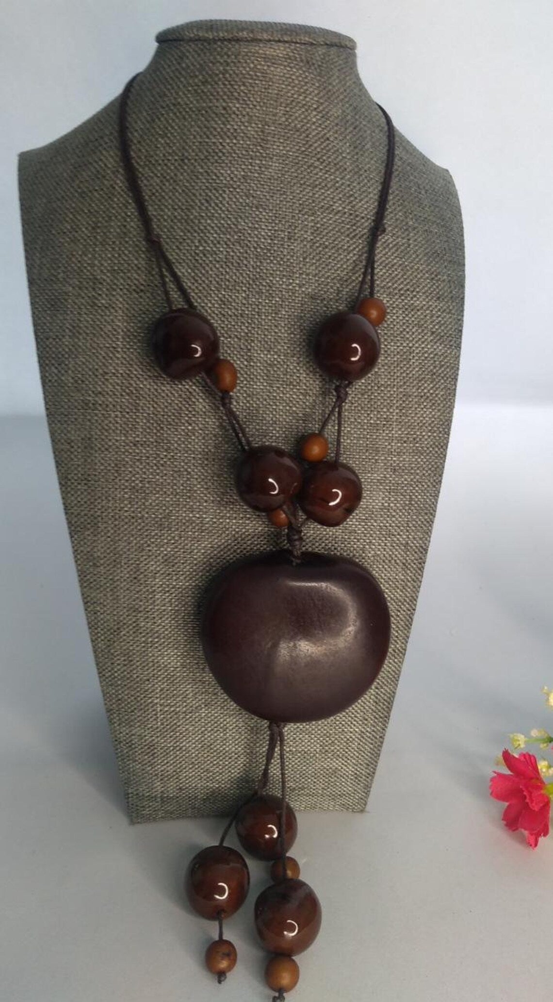 Bombona Seed Pendant Necklace and Earrings Set in Brown Color