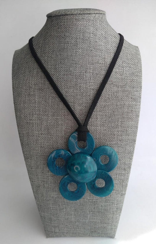Tagua Pendant Necklace and Earrings Flower Shaped Set in Blue Color