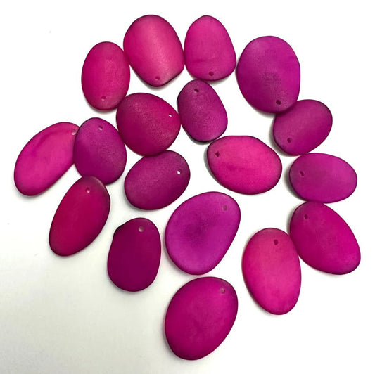 Tagua Chip Slices Beads. 30 Purple Pieces