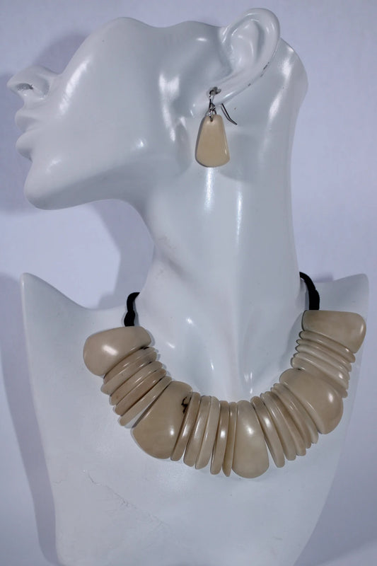 Tagua Necklace and Earrings Set in Beige Color.