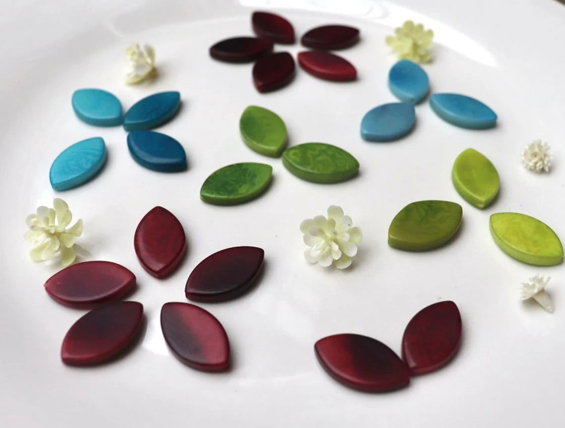 Tagua Leaf Beads. 25 Tricolor Pieces