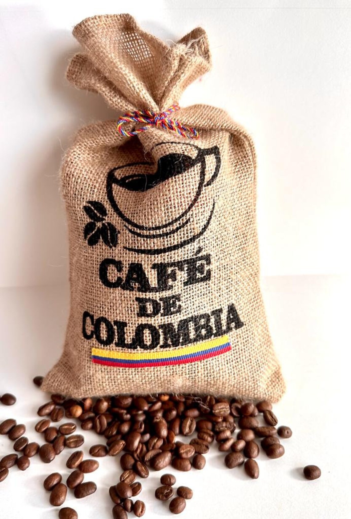 Coffee Gift Set from Colombia. Juan Valdez. 4 Samplers: 2 Ground Coffee Flavors