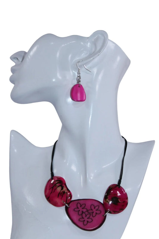 Tagua Pendant Necklace and Earrings Set in Pink Color