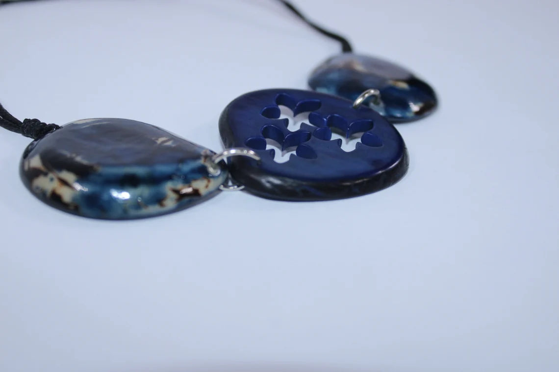 Tagua Pendant Necklace and Earrings Set in Blue Color