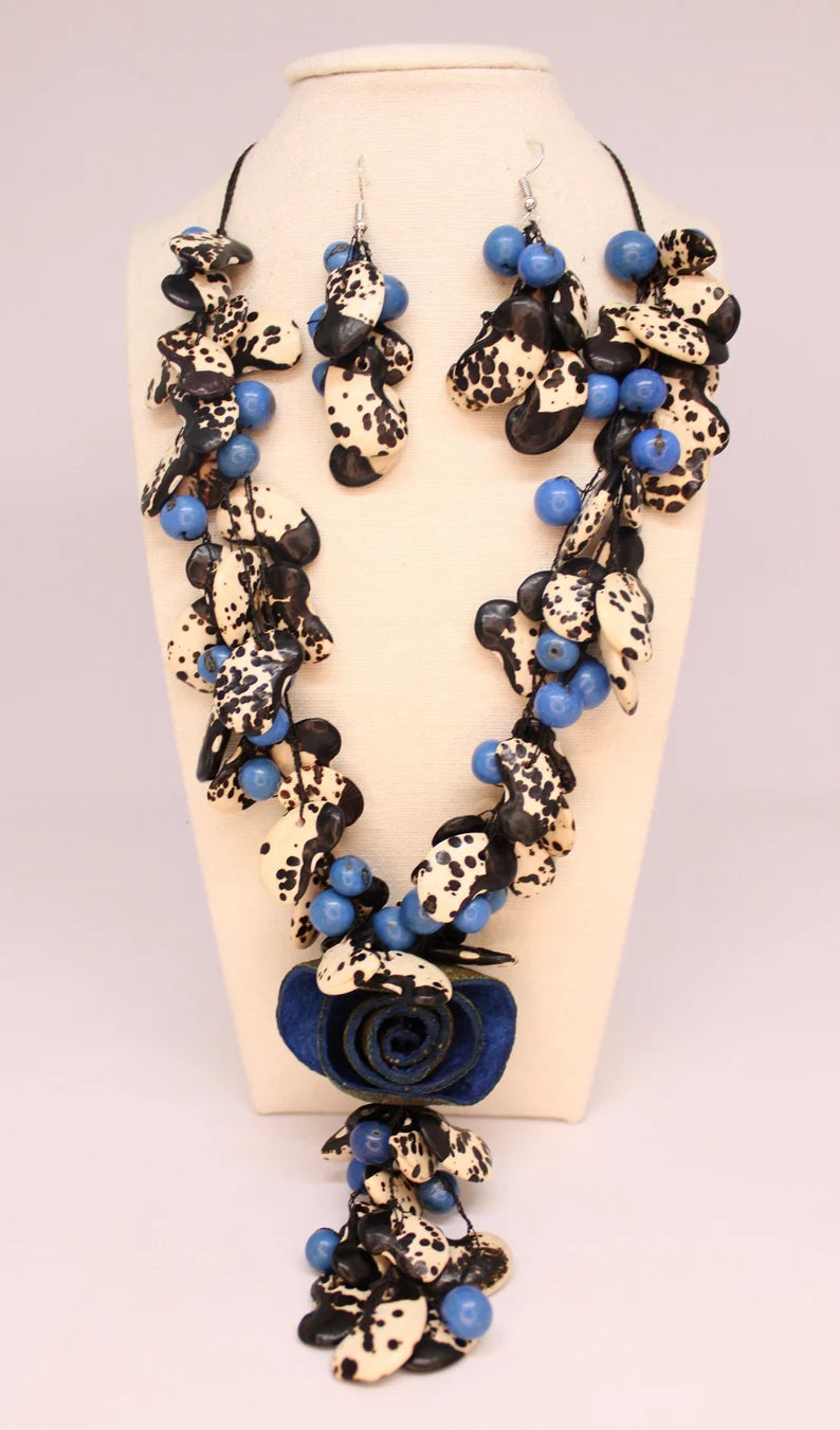 Bombona and Dry Tangerine Necklace and Earrings set Patterned in White and Black, Blue Color