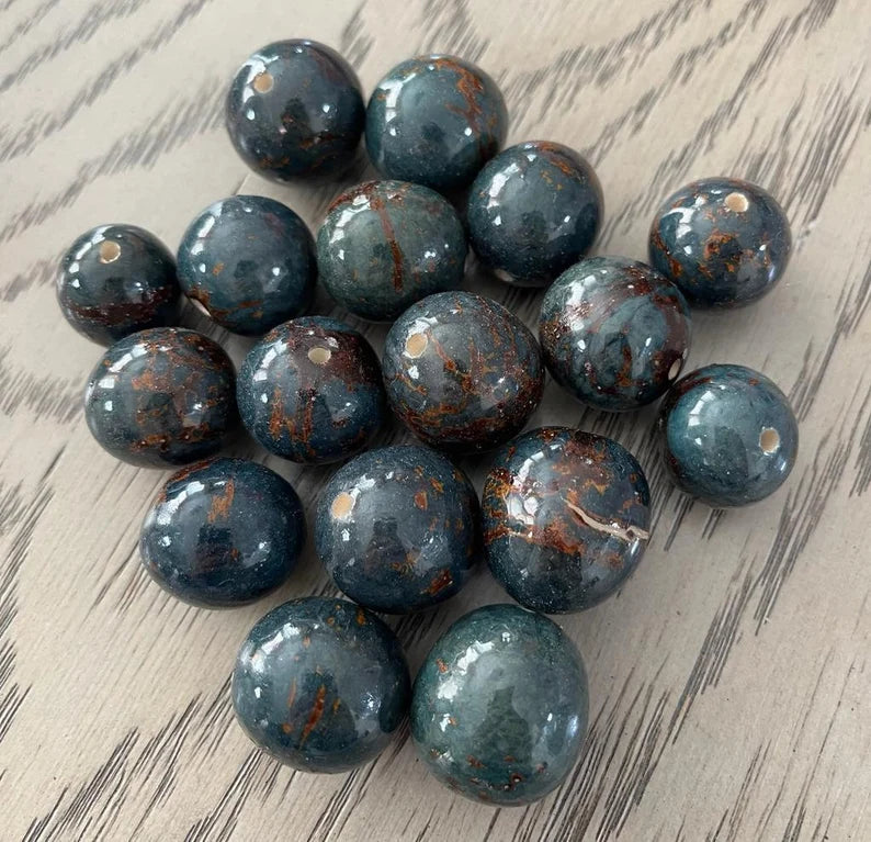 Bombona Ball Beads. 25 Blue and Brown Pieces.