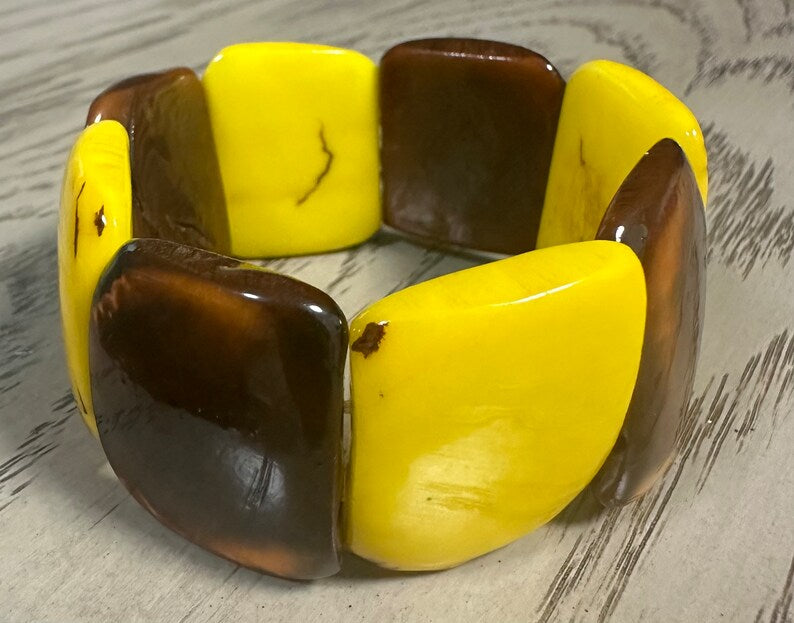 Tagua bracelet. bracelet handmade in Colombia.