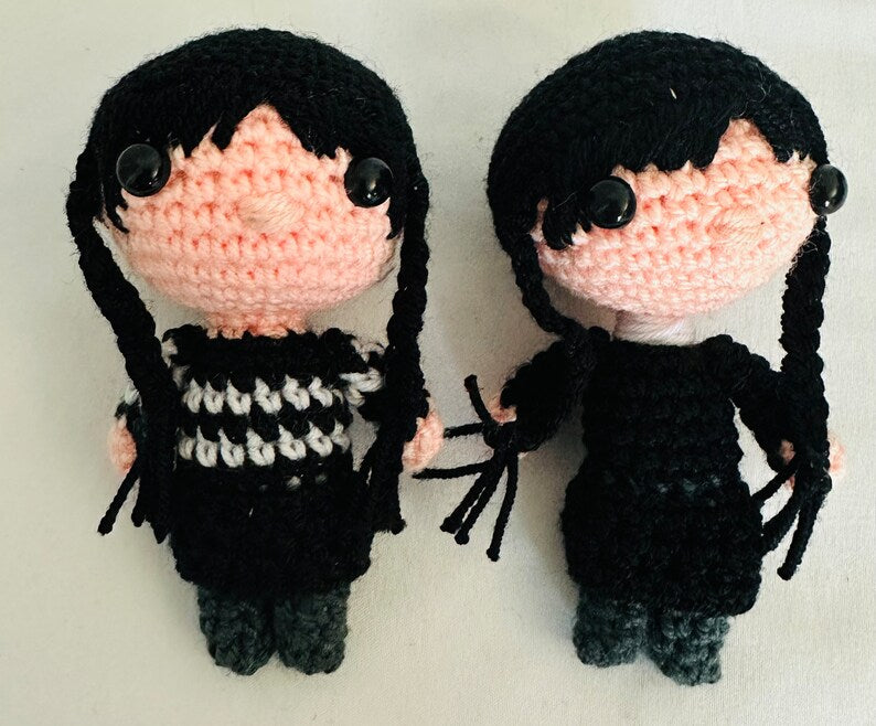 Wednesday Addams. Set of 2 Mini Dolls in Crochet.