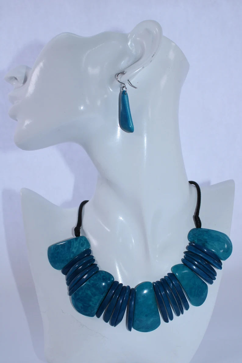 Tagua Necklace and Earrings Set in Blue Color