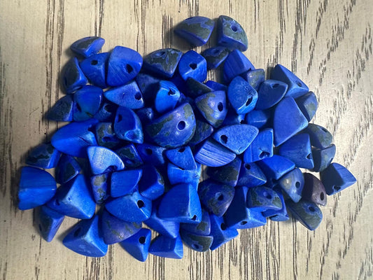 Tagua Triangle Beads.120 Blue Pieces