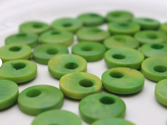 Tagua Beads Donut Shape. Tagua Discs In Green. 15 Tagua Donut Beads Undrilled. Size: 0.7 inch x 0.7 inch. Jewerly Supplies