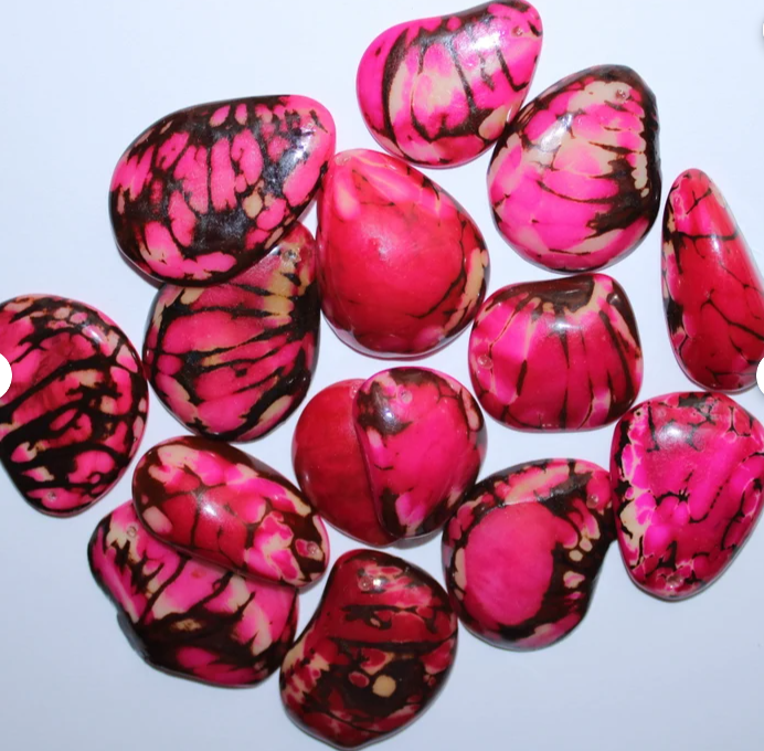 Pink Tagua Oval Beads. Natural Seed from Colombia Rainforest 15 Beads 3 x 3.5cm Approx. Top Drilled. Natural Jewelry Making
