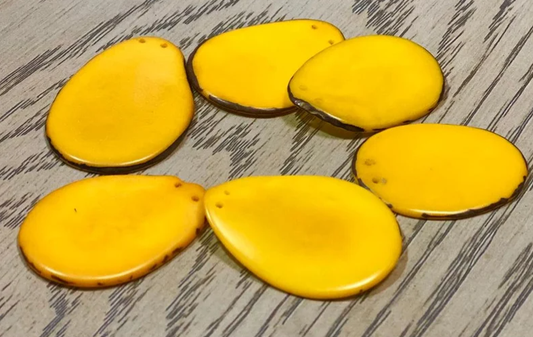 Tagua Beads Slices Yellow 20 Tagua Chips Jewelry Making Size: 3x3 cm. approx. Ethical Sustainable Eco Carving Woodwork Top Drilled 2 Holes