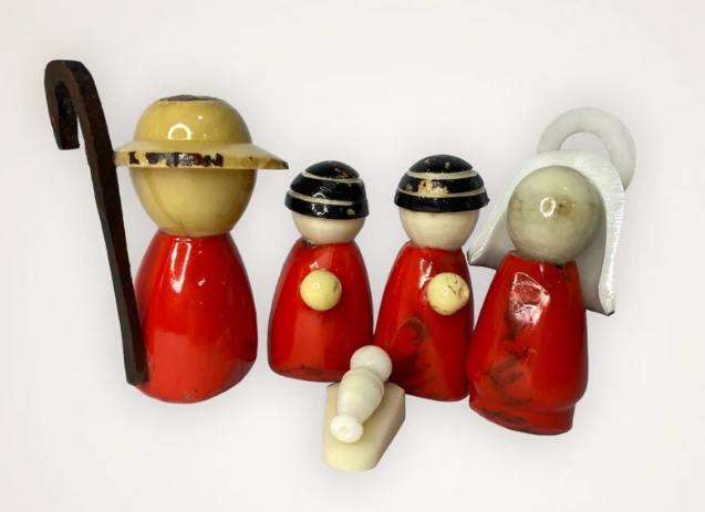 Tagua Nativity Set red and beige Nativity Set Handmade in Tagua | Nativity figurines | Christmas Nativity | Nativity Scene from Colombia