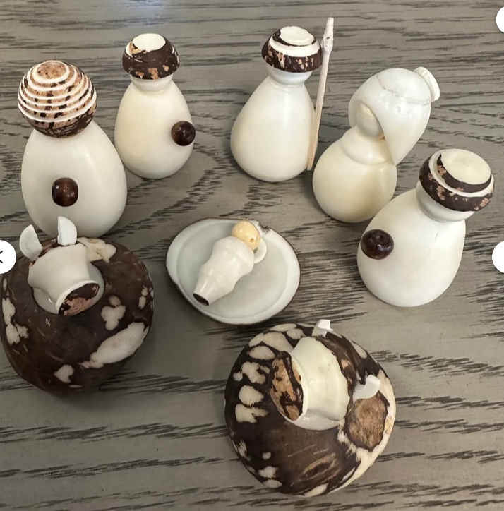 Nativity Set Handmade in Tagua | Nativity figurines | Christmas Nativity | Ivory Nut | Nativity Scene from Colombia Fair trade
